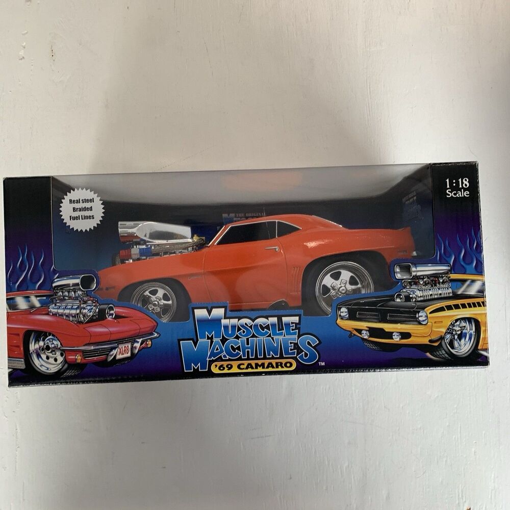 VTG 2000 Muscle Machines 1969 Chevrolet Camaro Z28 1:18 Scale Diecast Car Metal